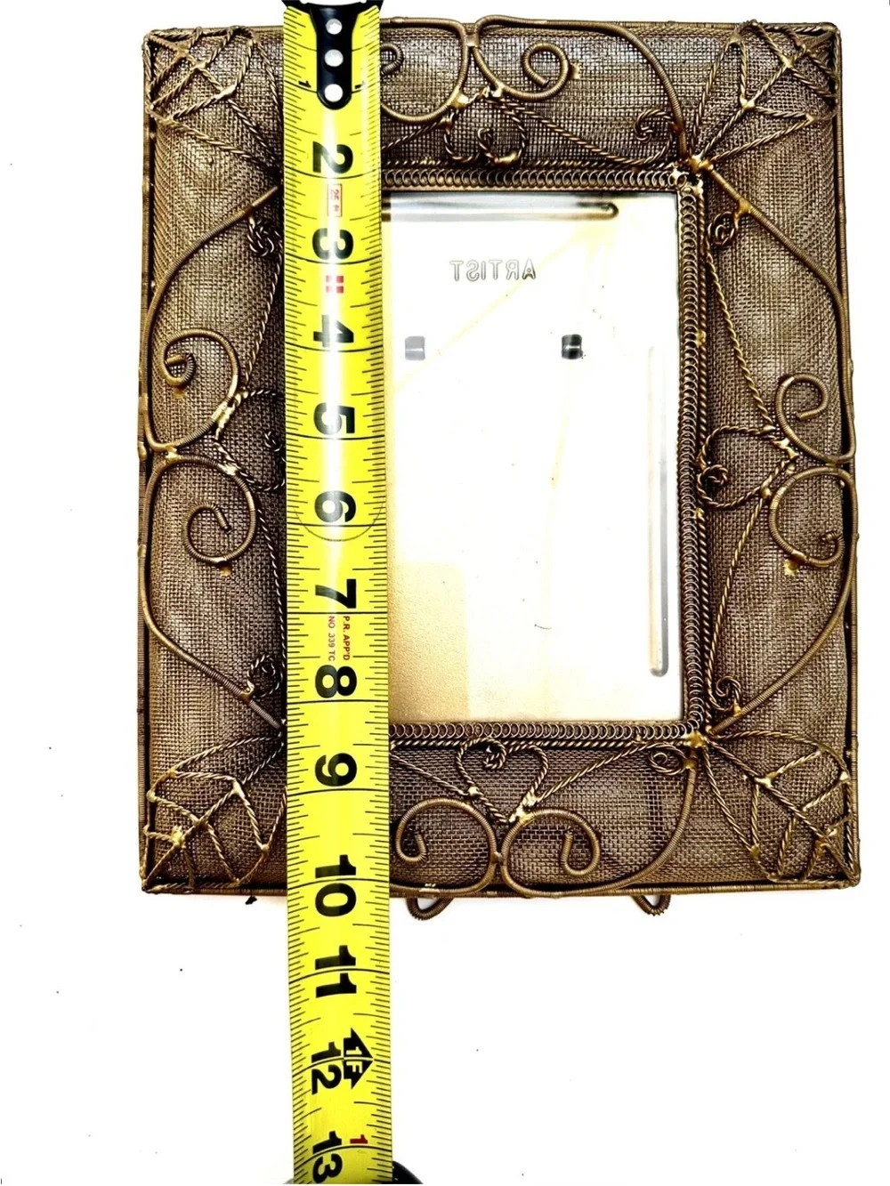 VTG Gold Tone Mesh Photo Frame 8.5 X 10.5 HOLLYWOOD REGENCY VICTORIAN ORNATE